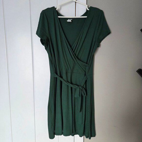 Forest Green Ribbed Wrap Dress - Picture 2 of 7